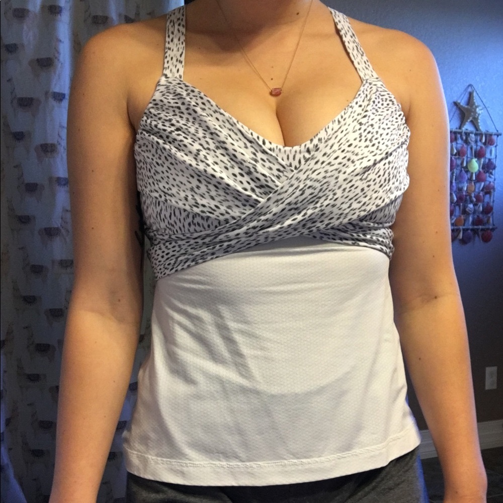 Lululemon workout tank